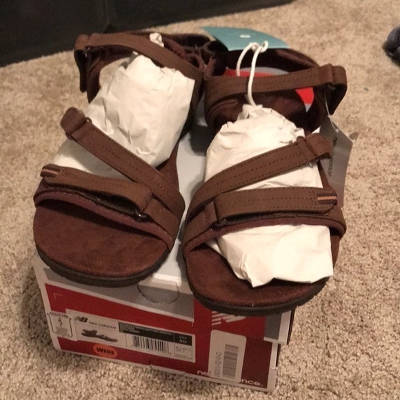 New Balance Shoes - NWT New Balance Maya Leather Sandals